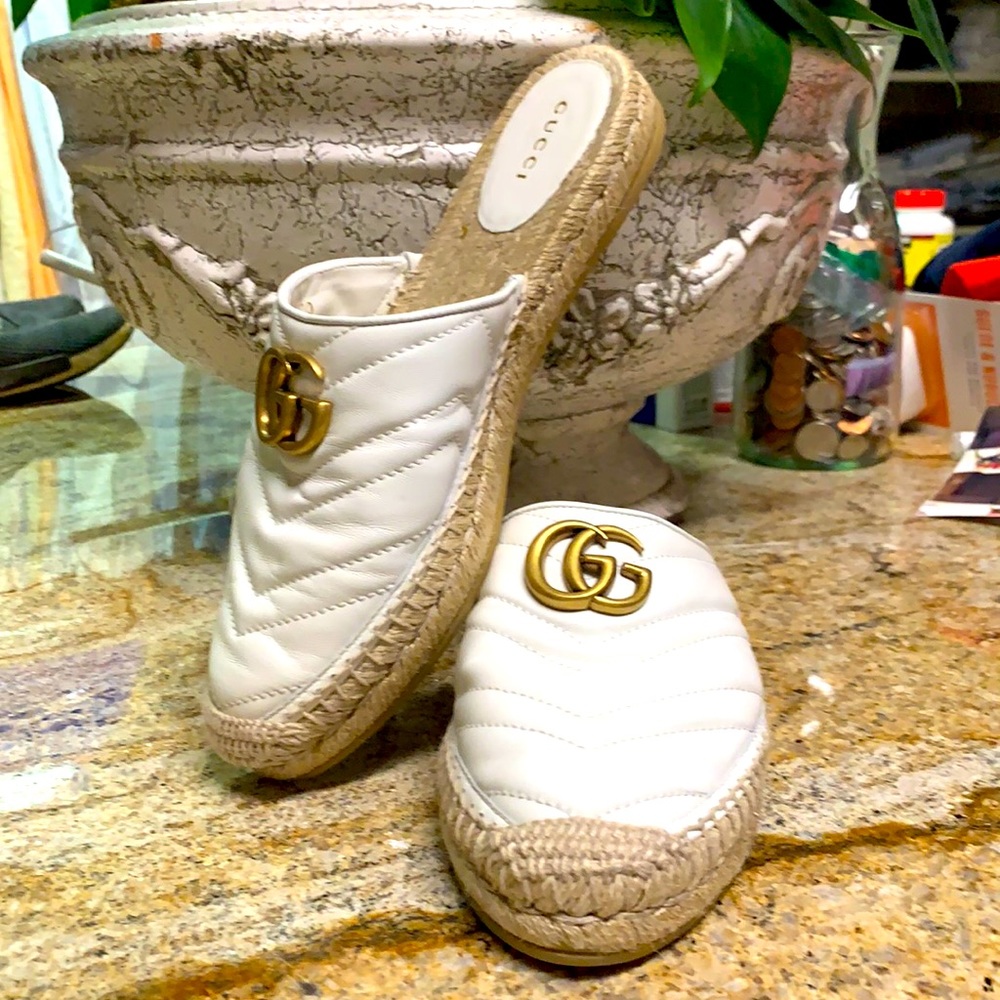 NEW Gucci Pilar Matelassé Chevron Espadrille Mules EUC 0565